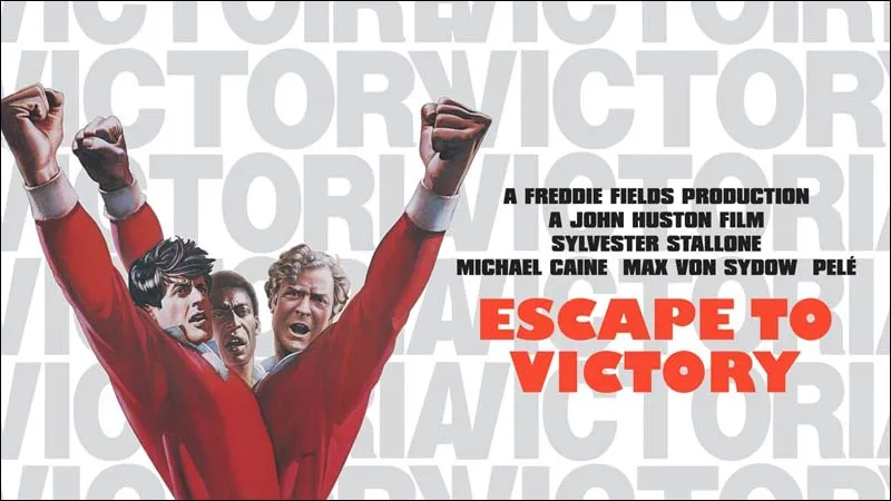 Cảnh Pelé và Sylvester Stallone trong phim Escape to Victory, một câu chuyện về tinh thần thể thao của các cầu thủ bóng đá.