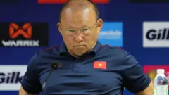 HLV Park Hang-seo, người định hình thế giới gì về bóng đá Việt Nam, tại một buổi họp báo quan trọng