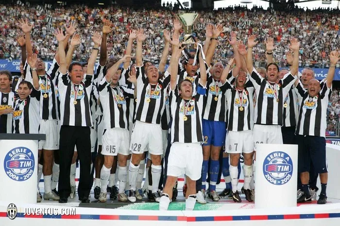 Juventus ăn mừng chức vô địch Serie A, đội bóng giàu thành tích tại Italia