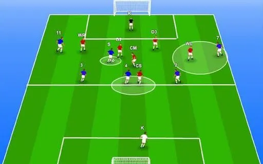 Cầu thủ đang phòng ngự và kèm người chặt chẽ, thể hiện sự tổ chức phòng ngự hiệu quả.