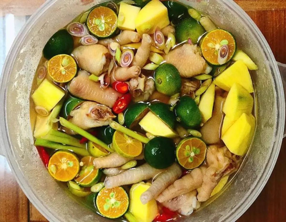 Chân gà sả tắc chua cay, món nhậu lý tưởng khi xem bóng đá ăn nhậu gì