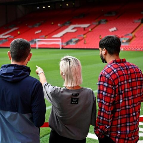 Booking Trong Bóng Đá Là Gì: Giải Mã Thẻ Phạt Và Quy Định Liên Quan Booking Trong Bóng Đá Là Gì: Giải Mã Thẻ Phạt Và Quy Định Liên Quan