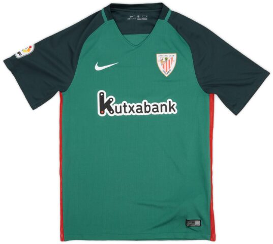 Away Trong Bóng Đá Là Gì? Ý Nghĩa Và Tầm Quan Trọng Của Trận Đấu Sân Khách