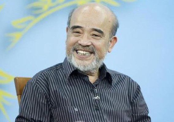 Vừa Đá Bóng Vừa Thổi Còi Là Gì: Phân Tích Hệ Lụy Tham Nhũng Đất Đai Vừa Đá Bóng Vừa Thổi Còi Là Gì: Phân Tích Hệ Lụy Tham Nhũng Đất Đai