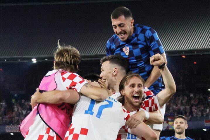 Làm Gì Để Được Đi Đá Bóng Quốc Tế: Lộ Trình Phát Triển Toàn Diện