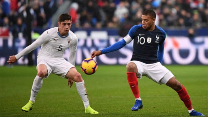 Trực Tiếp Bóng Đá Trên Kênh Gì: Giải Đáp Chi Tiết Cho Fan Túc Cầu