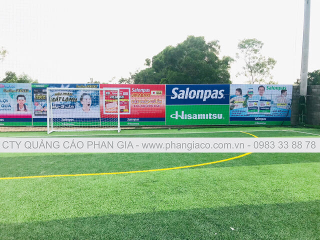 Bảng Quảng Cáo Sân Bóng Đá Tiếng Anh Là Gì: Giải Mã Thuật Ngữ Và Tiềm Năng Marketing