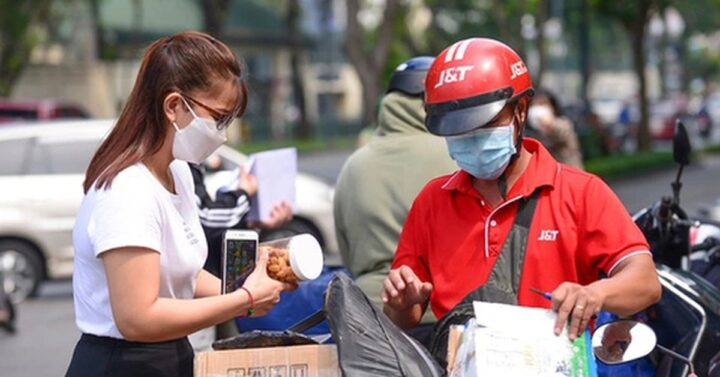 Vừa Đá Bóng Vừa Thổi Còi Là Gì: Phân Tích Hệ Lụy Tham Nhũng Đất Đai Vừa Đá Bóng Vừa Thổi Còi Là Gì: Phân Tích Hệ Lụy Tham Nhũng Đất Đai