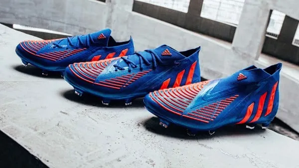 giày đá bóng Adidas Predator Edge