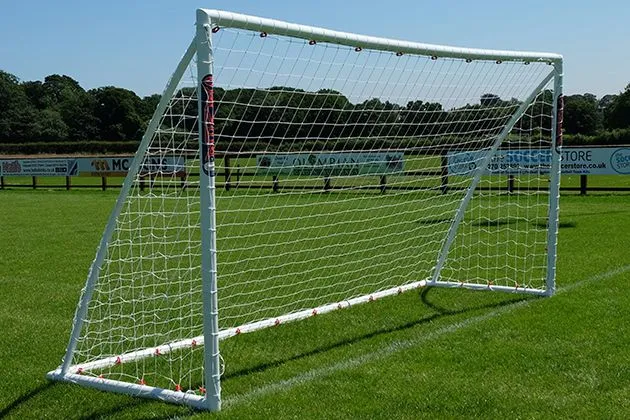 Góc chết trong bóng đá là gì: Minh họa vị trí hiểm hóc