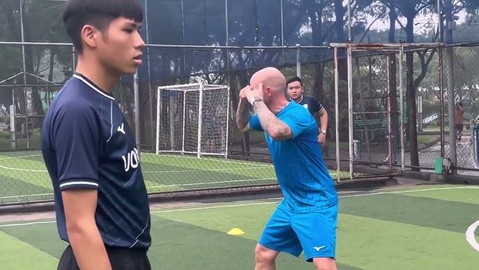 Cách Luyện Kỹ Năng Chuyền Dài Chính Xác Như Tiền Vệ Kiến Thiết