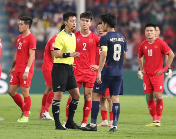 Người Thái Nói Gì Về Bóng Đá Việt Nam Sau Bàn Thắng Tranh Cãi? Người Thái Nói Gì Về Bóng Đá Việt Nam Sau Bàn Thắng Tranh Cãi?