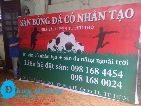 Bảng Quảng Cáo Sân Bóng Đá Tiếng Anh Là Gì: Giải Mã Thuật Ngữ Và Tiềm Năng Marketing