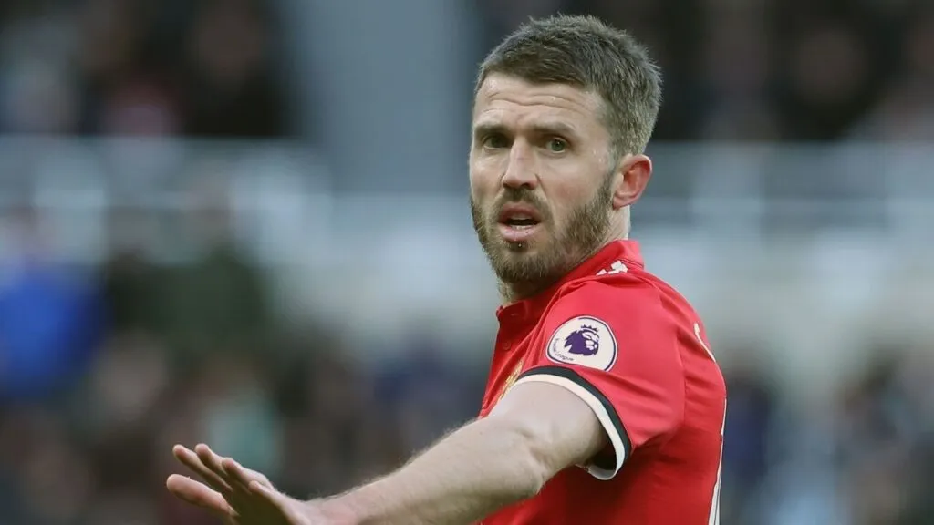 Cựu cầu thủ Michael Carrick, một libero bóng đá nổi bật với khả năng điều tiết lối chơi