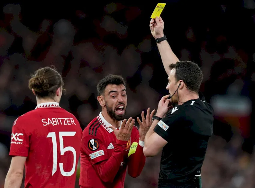 Đội bóng nhận nhiều thẻ đỏ do đánh nóng sẽ bị ảnh hưởng điểm fair play