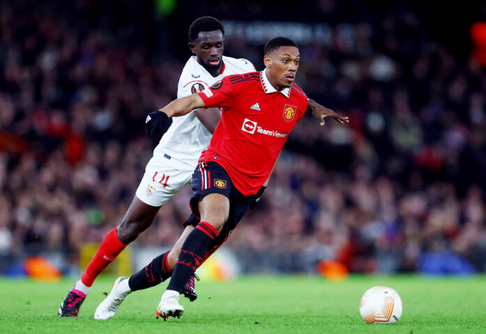 Mơ Thấy Bóng Đá Đánh Đề Con Gì? Giải Mã Toàn Diện Và Con Số May Mắn Mơ Thấy Bóng Đá Đánh Đề Con Gì? Giải Mã Toàn Diện Và Con Số May Mắn