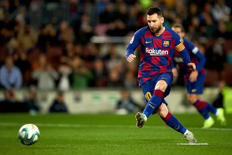 Lionel Messi nhận danh hiệu Cầu thủ xuất sắc nhất trận đấu