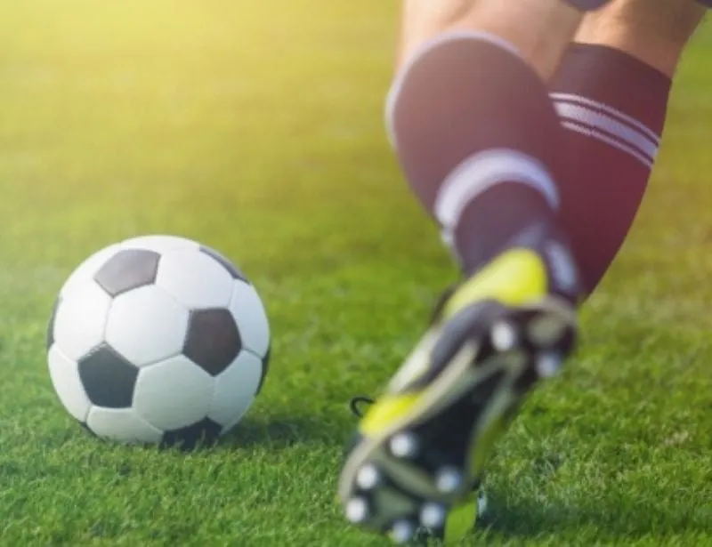 Rèn luyện kỹ năng giúp cầu thủ tránh lỗi và kẹp thẻ