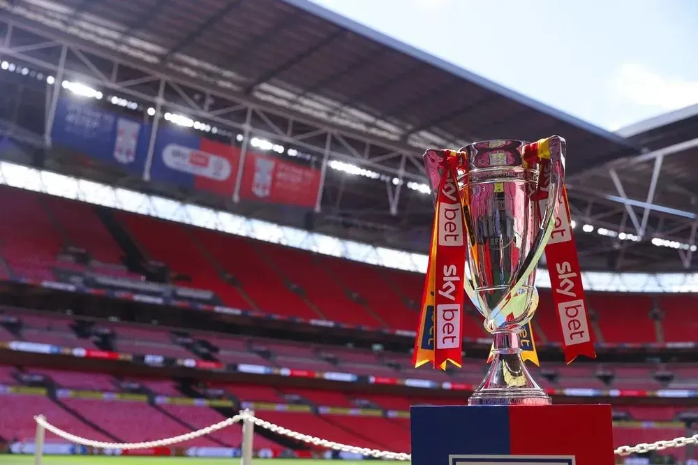 Hình ảnh chung kết play-off Championship của giải bóng đá EFL mang giá trị kinh tế khổng lồ.