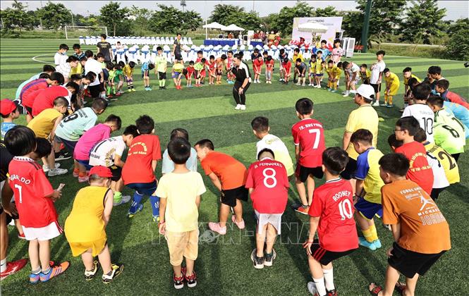 Bóng Đá Cộng Đồng Là Gì? Toàn Diện Từ A-Z