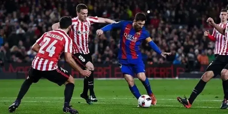 Tác động chiến thuật của cầu thủ WF trong việc mở rộng không gian tấn công và tạo cơ hội