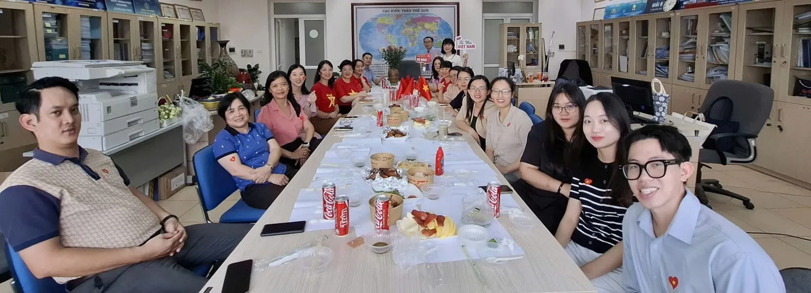 Người dùng đang đánh giá và đưa ra nhận định về các kèo bóng đá